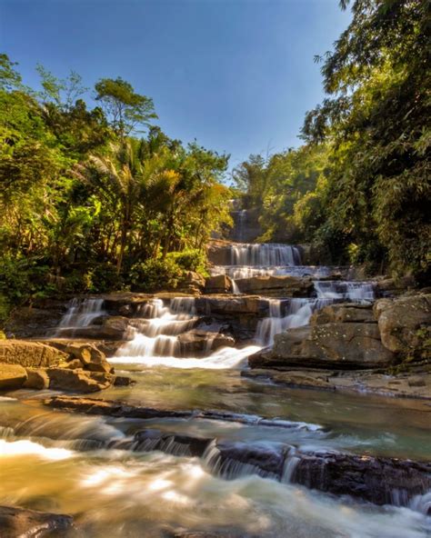 Air Terjun Curug Nangga