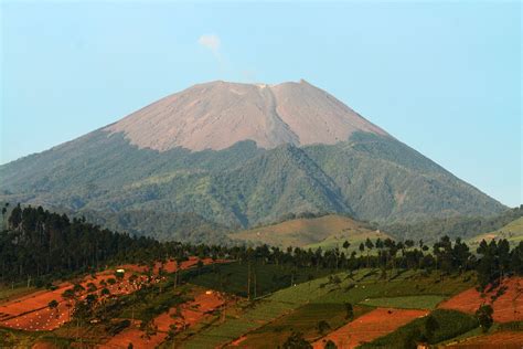 Gunung Slamet