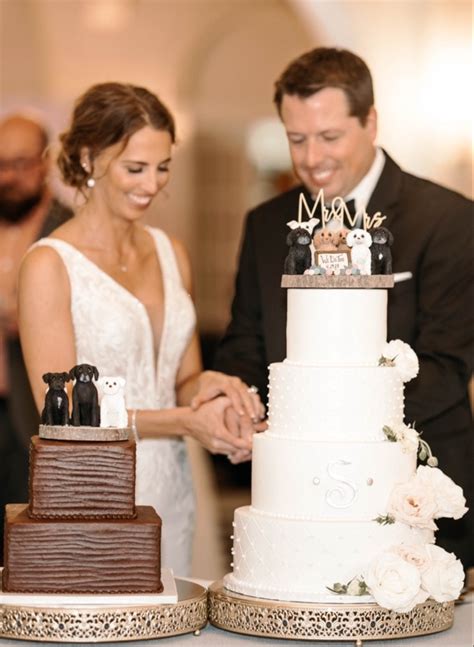 Wedding Cake Cutting